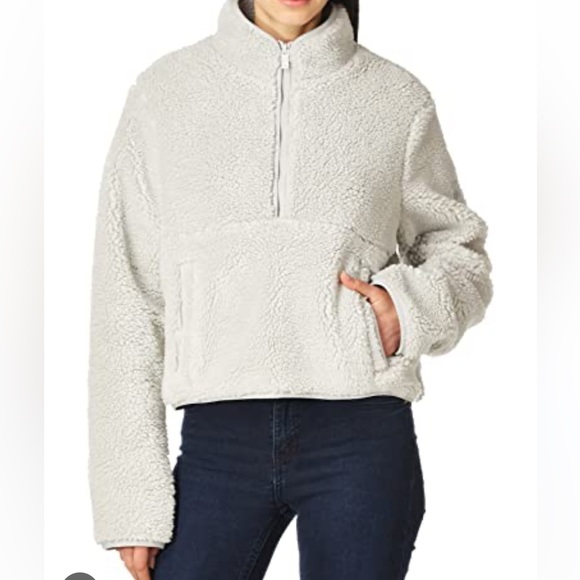 ALO Yoga Sweaters - Alo Sherpa half zip